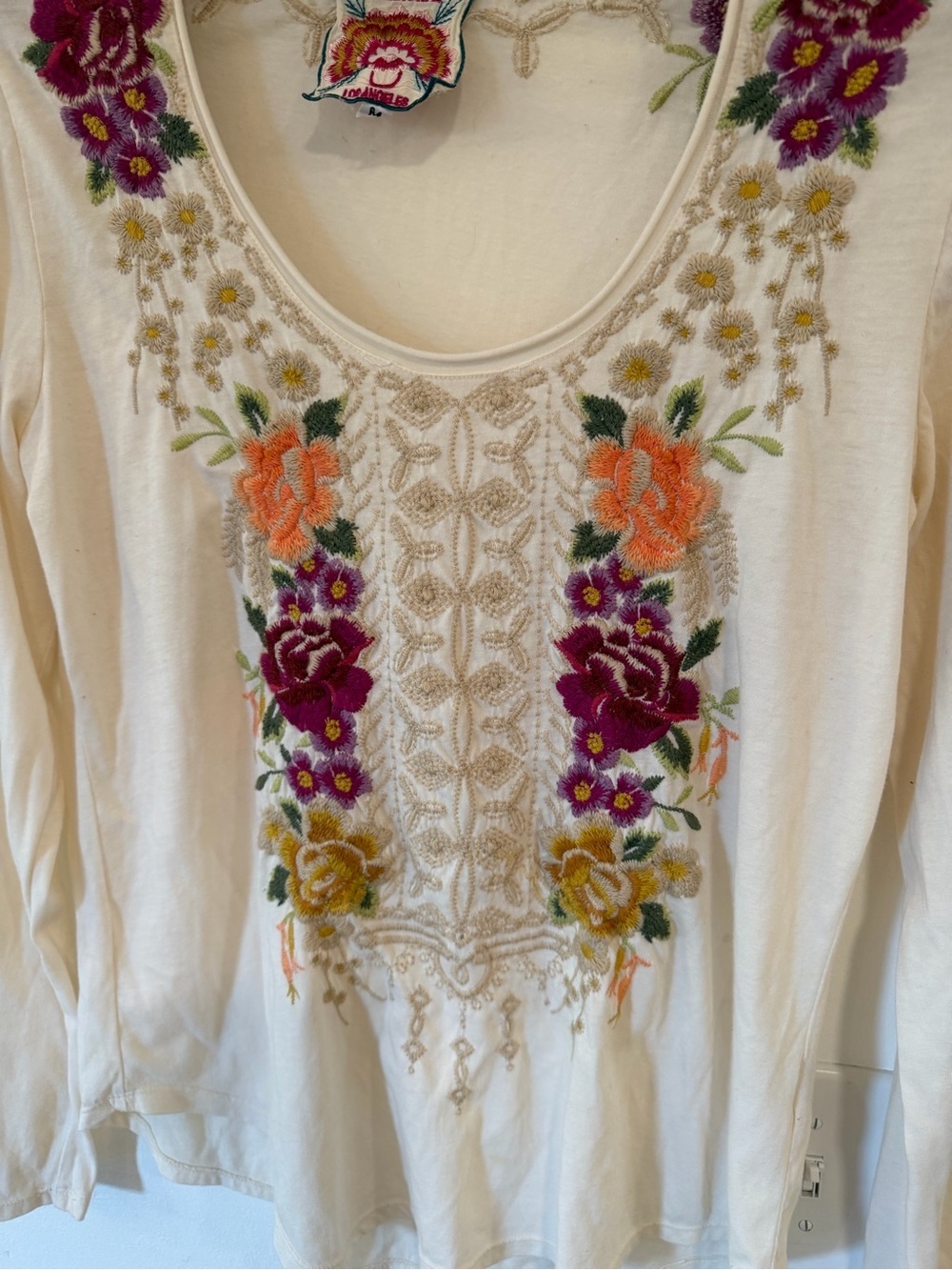 Johnny Was Embroidered Scoop Neck Long Sleeve Top Cotton Floral Women’s Medium - Picture 2 of 6